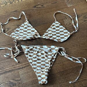 Lisa Says Gah Checkered Bikini Set 👙